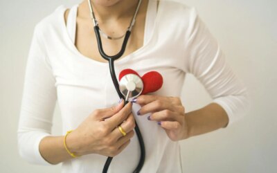 Infarctus féminin : détectez les signes méconnus à ne pas ignorer