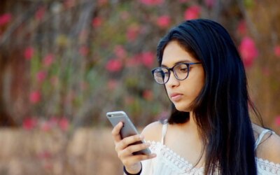 Téléphone : Pourquoi près de la moitié des jeunes ne décrochent plus ?