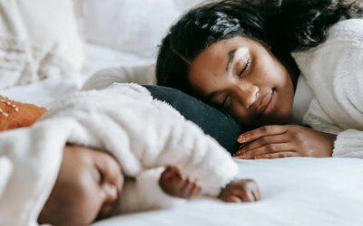 Privation de sommeil : impacts insoupçonnés sur les jeunes mamans
