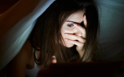 Regarder des films d’horreur avant de dormir : un piège à éviter !