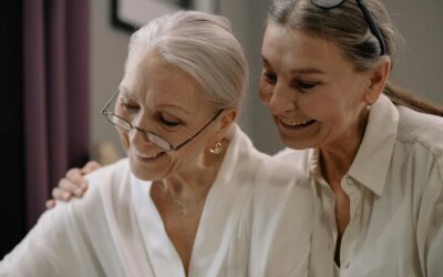 Colocation : ces femmes choisissent une retraite solidaire