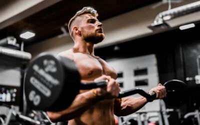 Looksmaxxing : pourquoi cette obsession du corps chez les jeunes ?