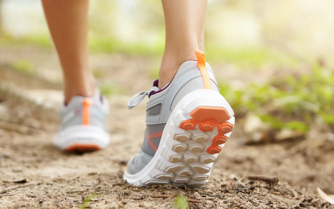 Marcher maintenant : les bienfaits surprenants pour votre corps