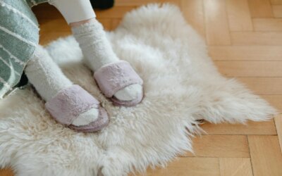 Chaussons maison pour femme : DIY rapide et tendance à coudre !
