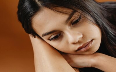 Infidélité : impacts psychologiques et clés pour la guérison